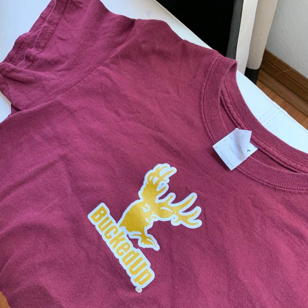 Bucked up small maroon and gold shirt